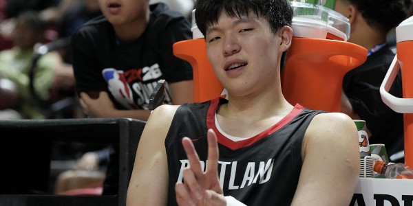 夏联背靠背出战！开拓者首发不变：杨瀚森领衔对阵灰熊