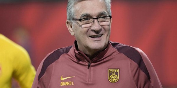 PP电子-足协官宣！再次招聘国足主帅，定下极难目标，3位本土名帅赋闲